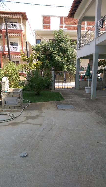 Aimilias Family Apartments Vrasná Exterior foto